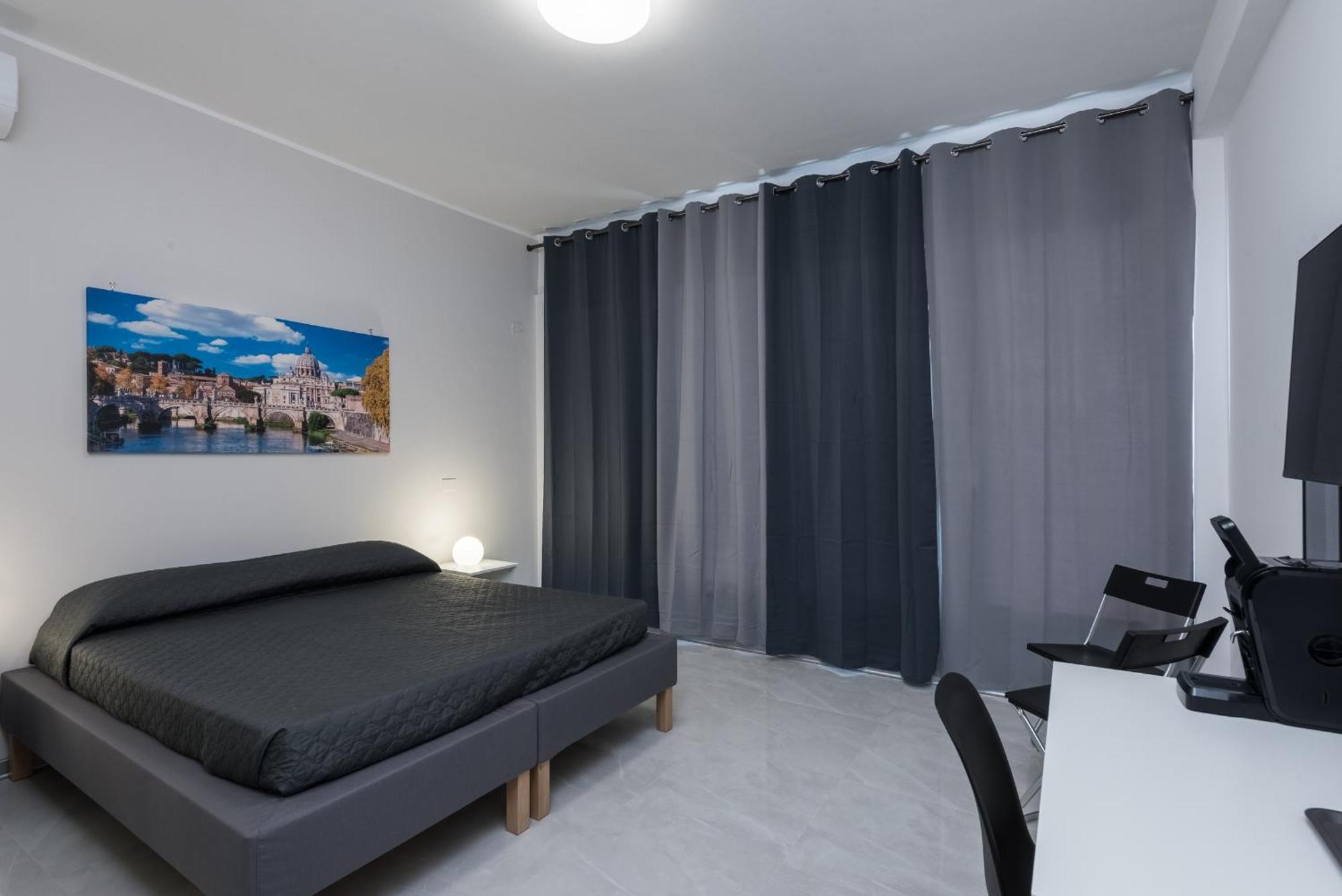 Travelershome Ciampino Airport Guesthouse 600M To Airport Exterior foto